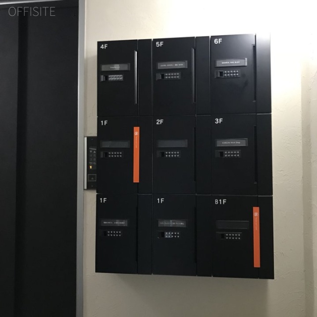 銀座小林ビル 郵便受け