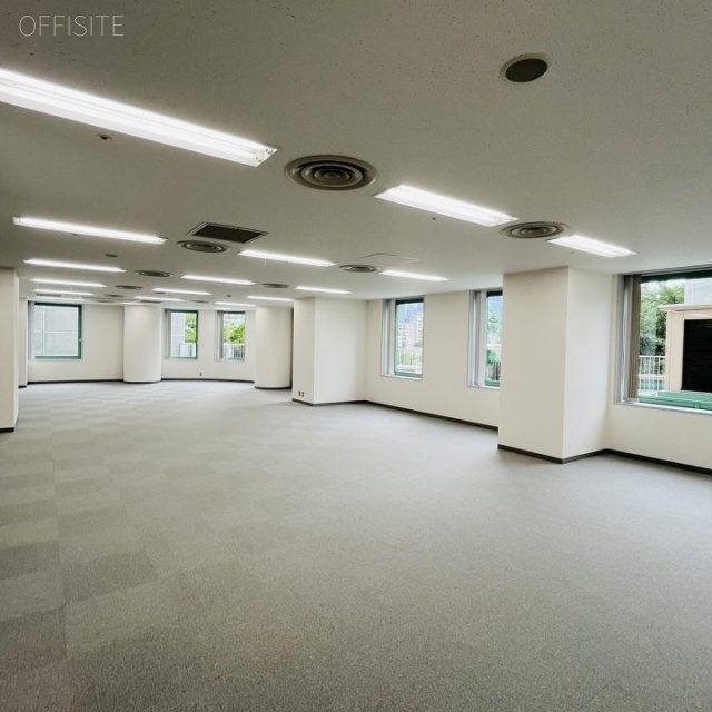 ピアウエストスクエア・ノースウィングビル 258号室 室内