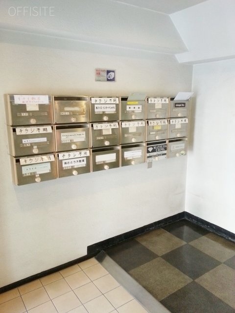 六本木グランドール 郵便受け