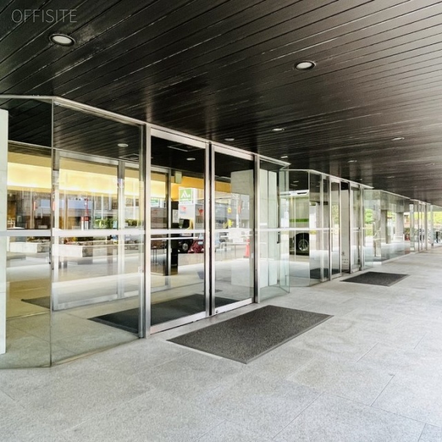 JA共済埼玉ビル オフィスビル出入口