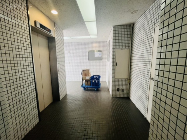 神宮外苑ビル2号館 エントランス