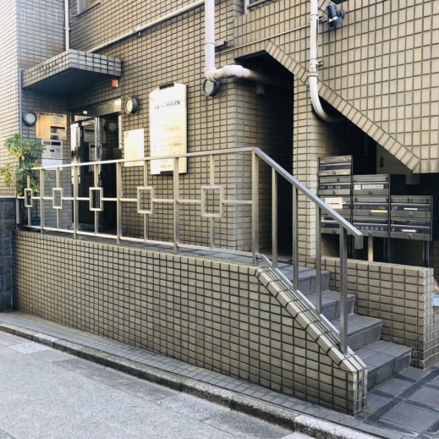 友成フォーサイトビル 外観