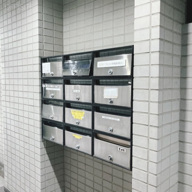 八重洲カトウビル 郵便受け