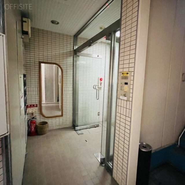 永井ビル エントランス