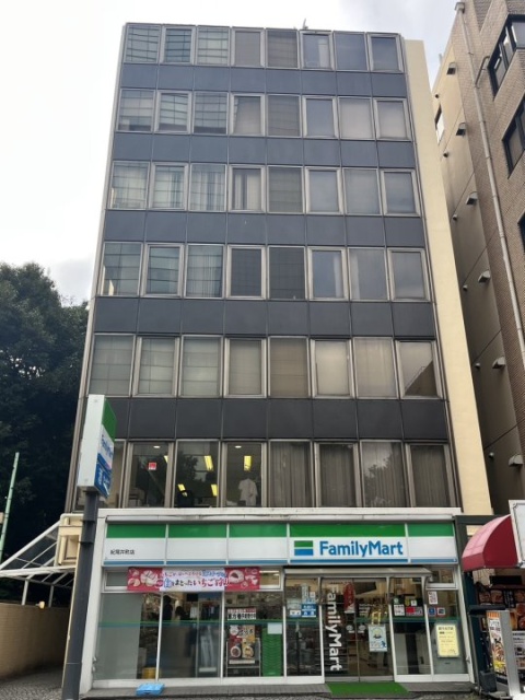 プリンス通りビル 外観