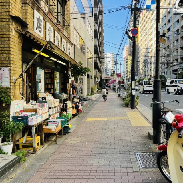 エスティビル小石川 前面歩道