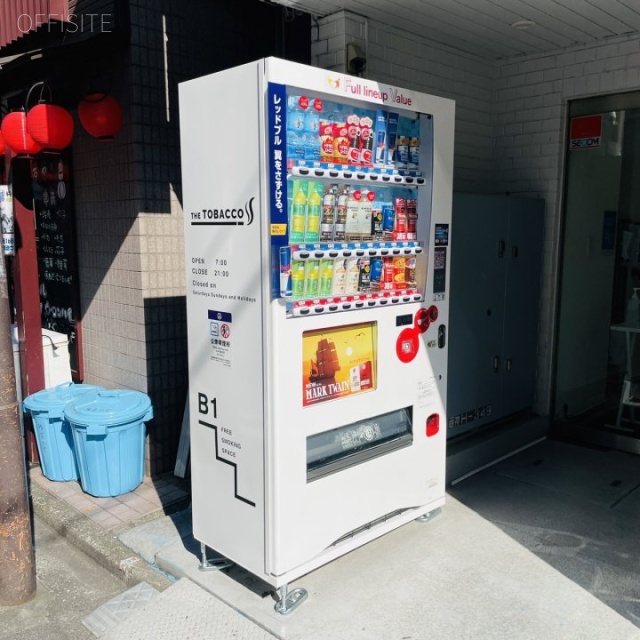 三崎町2-12-9ビル 自動販売機