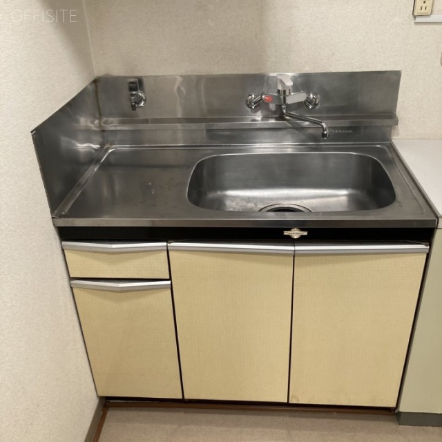 ライオネス浜松町 607号室 キッチン