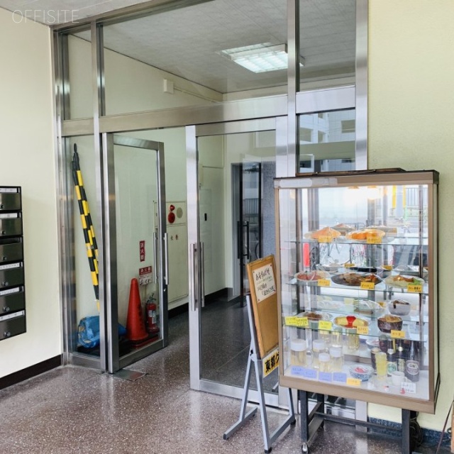 東都水ビル エントランス