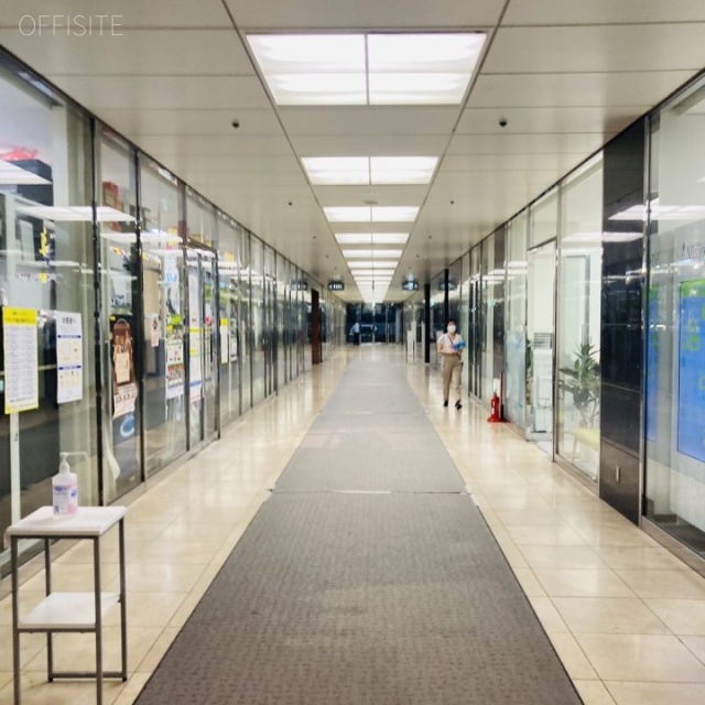 新宿サンエービル エントランス