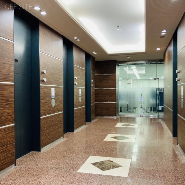 芝パークビル エレベーターホール