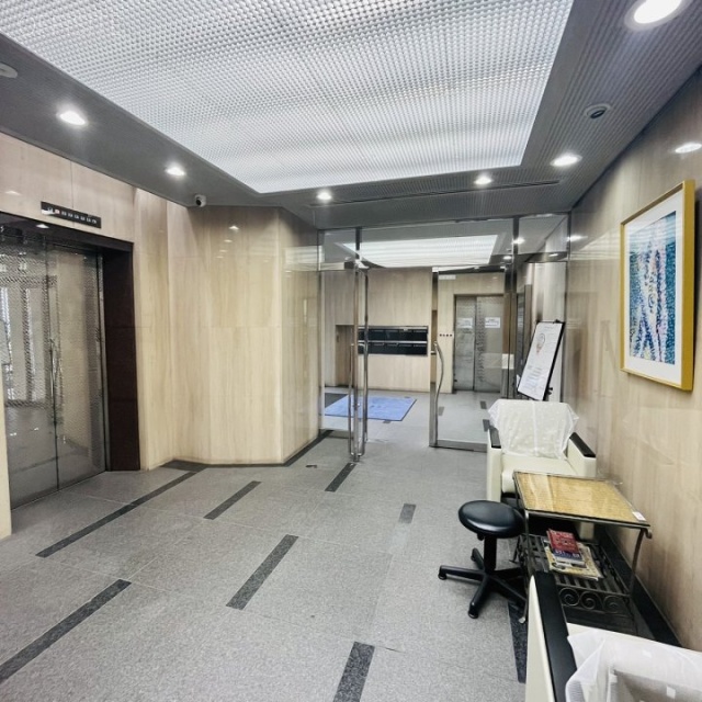 中野LKビル エントランス