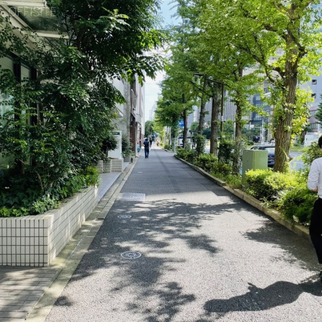 KDX春日ビル ビル前面道路