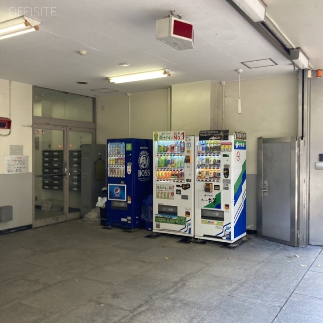 塚本素山ビル 外観
