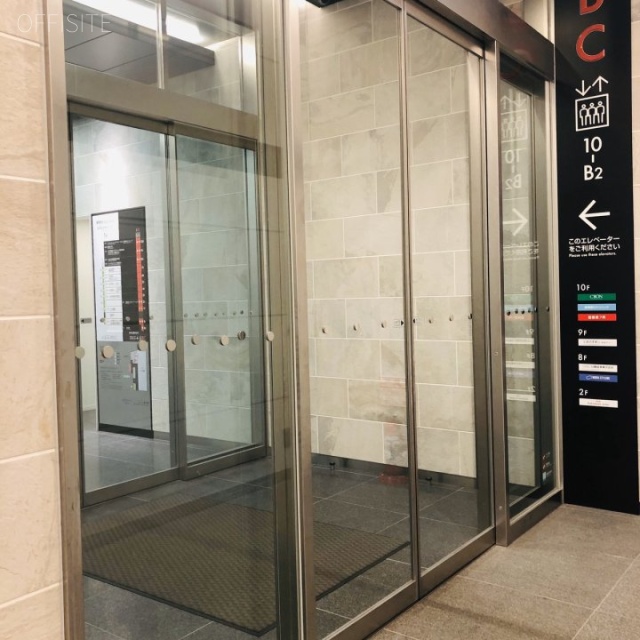 NEWNO・GS新宿 エントランス