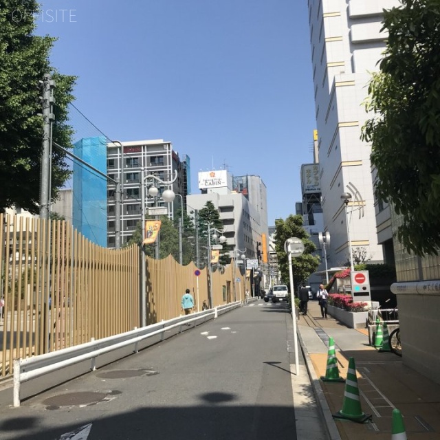 東京都健康プラザ(ハイジア) ビル前面道路