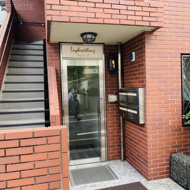 ロイクラトン麹町 エントランス