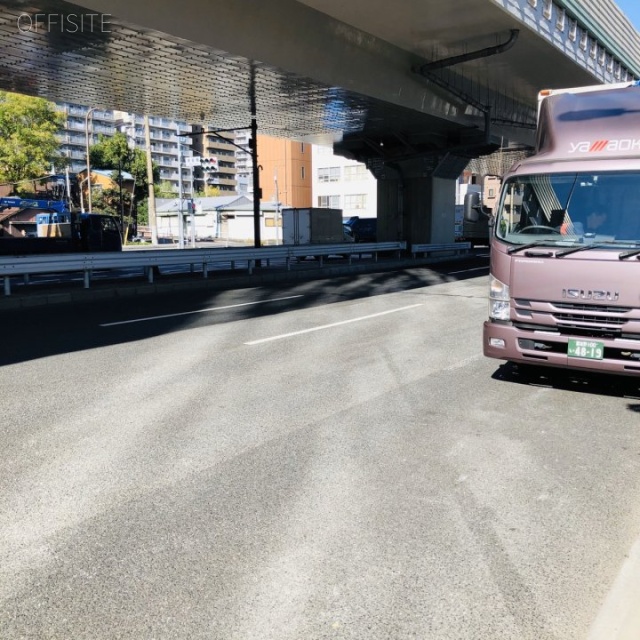 ピアシティ芝浦ビル ビル前面道路