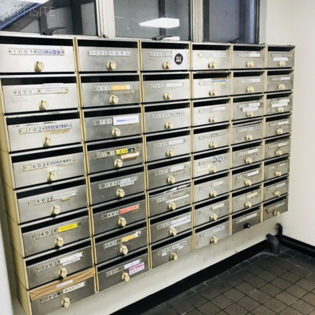 羽田ビル 郵便受け