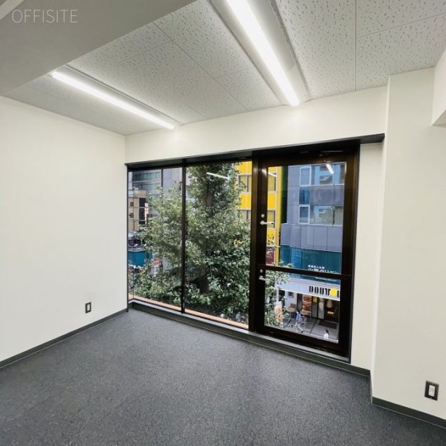 サンデンビル 3(基準)階 B室 室内