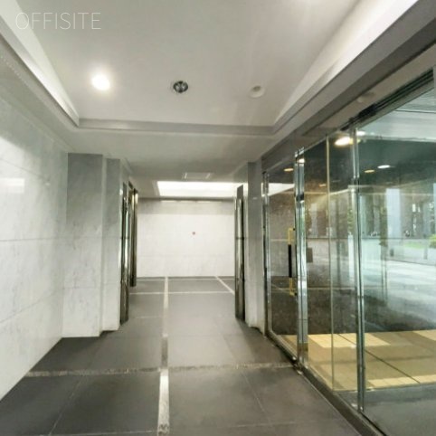 S&Sビル エントランス