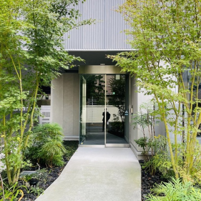 ミナト九段下ビル オフィスビル出入口