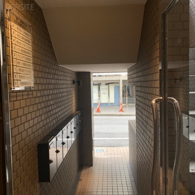 HK浜松町ビル エントランス