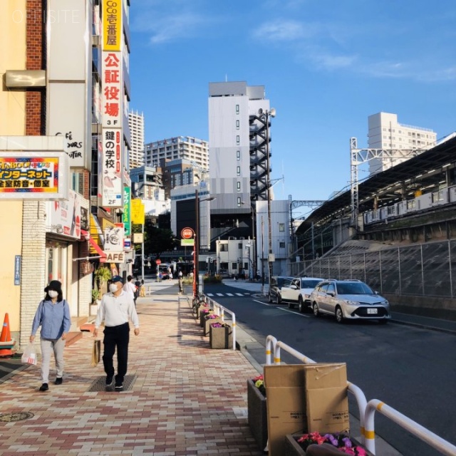 五反田第3花谷ビル ビル前面道路