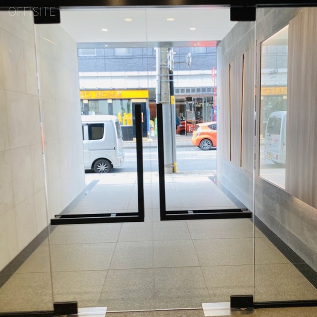 Crobis立川 エントランス