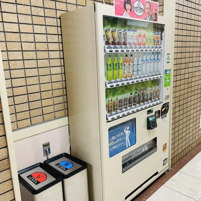 岸本ビル エントランス