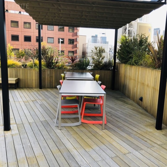 京セラ原宿ビル 屋上共有スペース