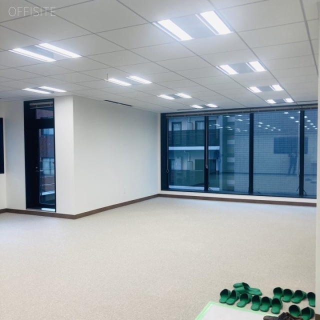 HOYO新虎ビル 基準階室内