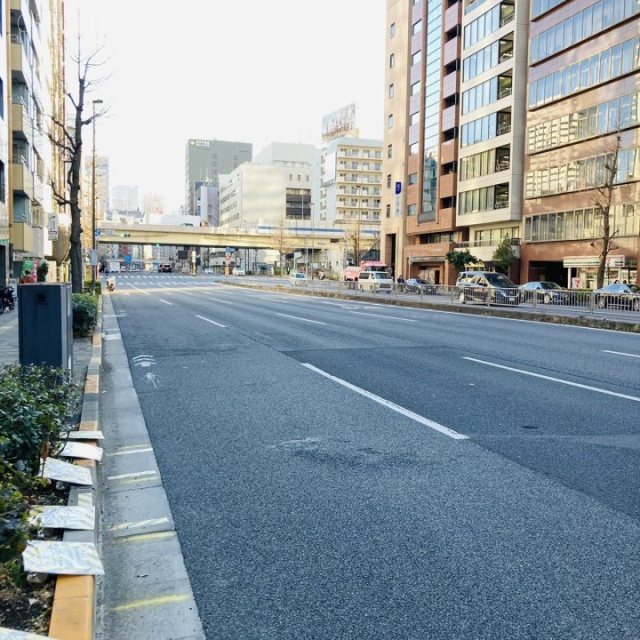 第1小森谷ビル ビル前面道路