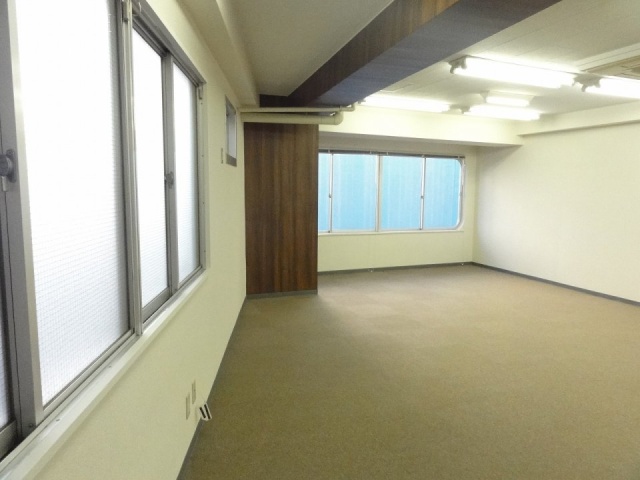 第一守徳ビル 501号室室内