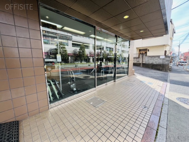 T323プレイスビル 1階部分