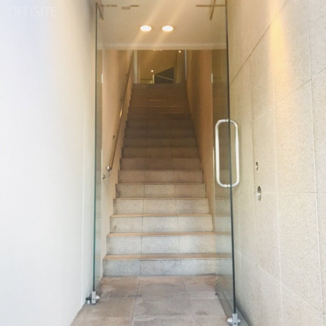 スマイリービル エントランス