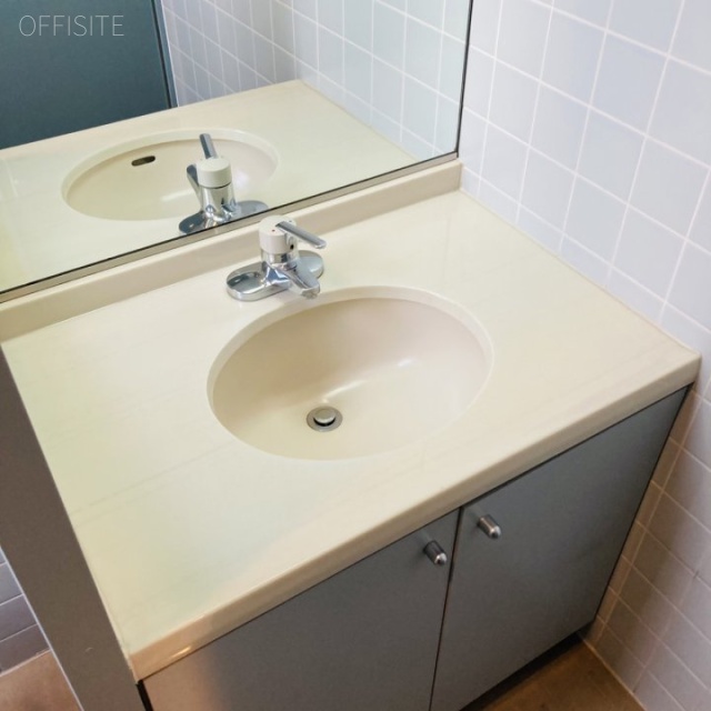 虎ノ門鈴木ビル 洗面台