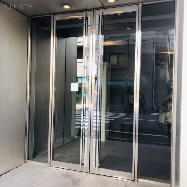 ONEST錦糸町スクエア オフィスビル出入口