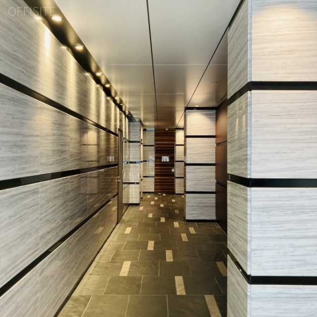 御徒町フェニックスビル エントランス