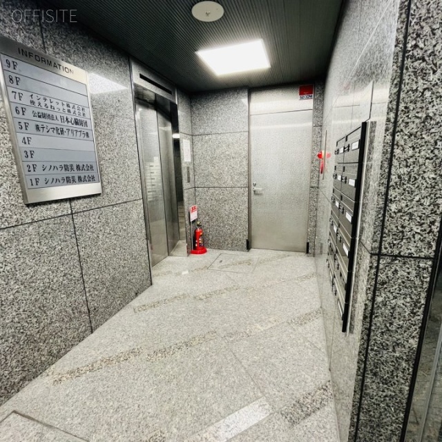 神田松楠ビル エントランス