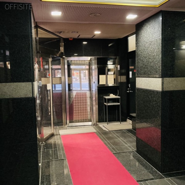 第3小森谷ビル エントランス