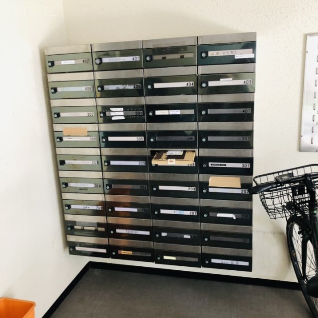 アマデウスハウス 郵便受け