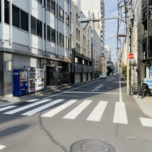 KM千代田ビル ビル前面道路