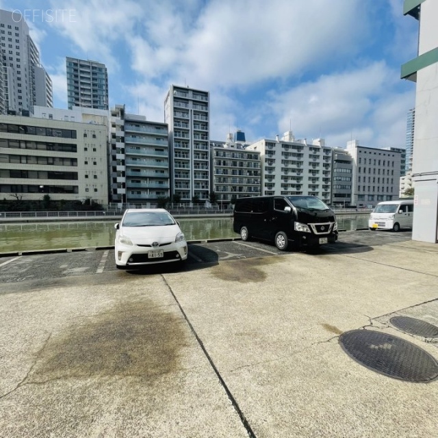 サンビル 駐車場