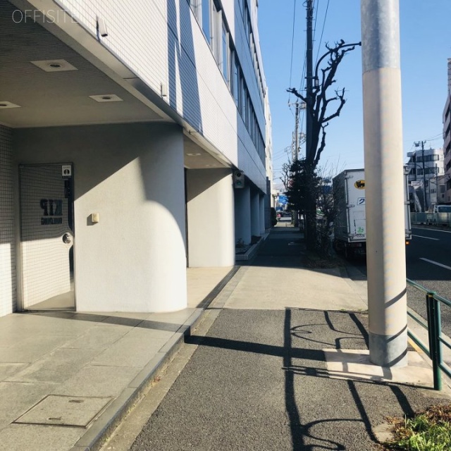 KIPビル 前面道路