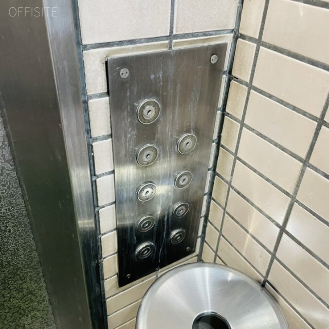 ニットービル エントランス