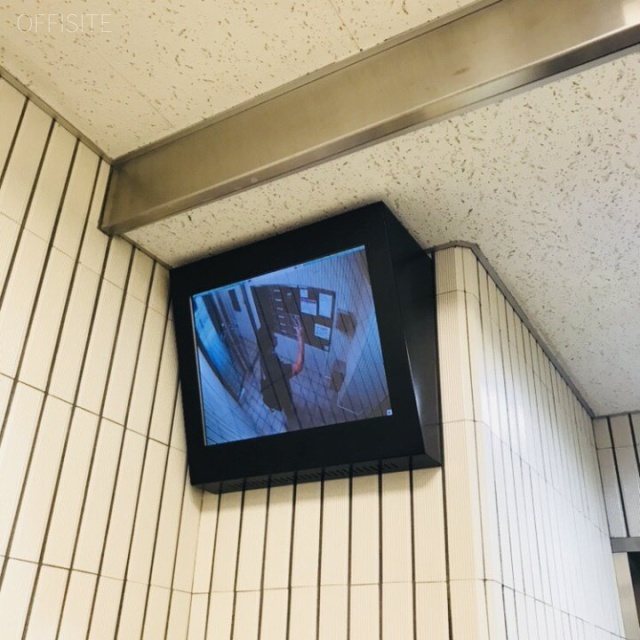 日吉ビル エントランス