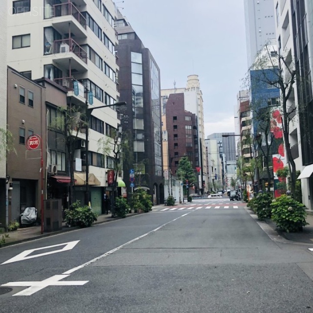 銀座GTビル 前面道路
