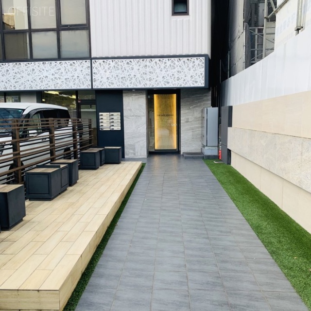 THE GATE ICHIGAYA エントランス