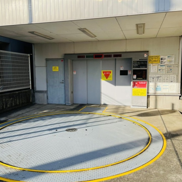 飯野ビル 駐車場